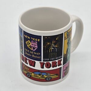 Vintage City Merchandise New York Coffee Mug Landmarks World Trade Center